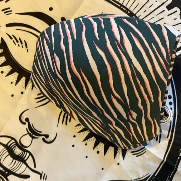 NWOT VICTORIA SECRET bra - Picture 13 of 13